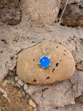 Load image into Gallery viewer, Collana Desiderando Agata Celeste / Pace e Chiarezza - Sara Lubrano