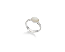 Carica l'immagine nel visualizzatore di Gallery, Anello Arcobaleno Madreperla Silver - Sara Lubrano